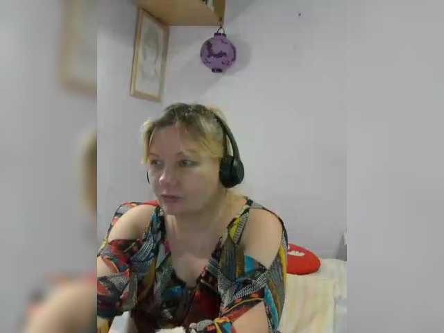 LucyAlexis live cam on BongaCams