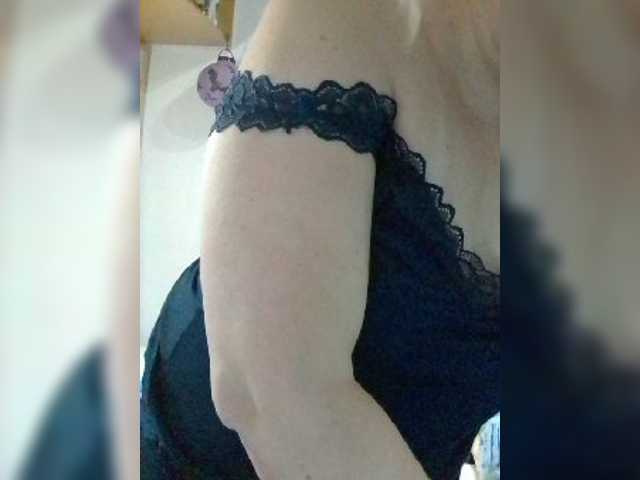LucyAlexis live cam on BongaCams