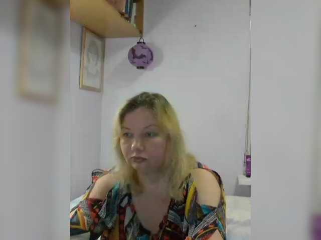 LucyAlexis live cam preview