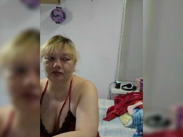 LucyAlexis live cam on BongaCams