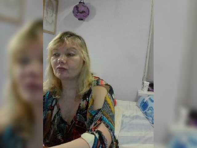 LucyAlexis live cam preview