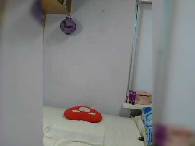LucyAlexis live cam on BongaCams