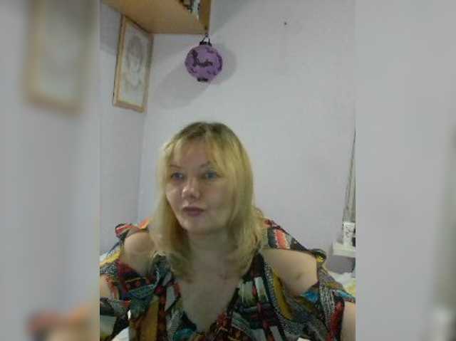 LucyAlexis live cam on BongaCams