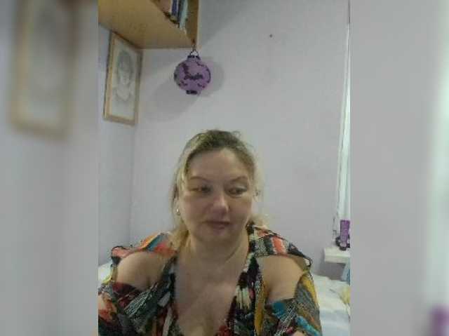 LucyAlexis live cam preview