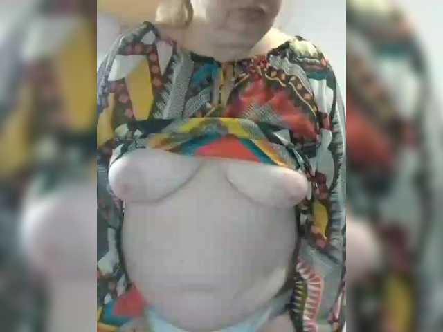 LucyAlexis live cam on BongaCams