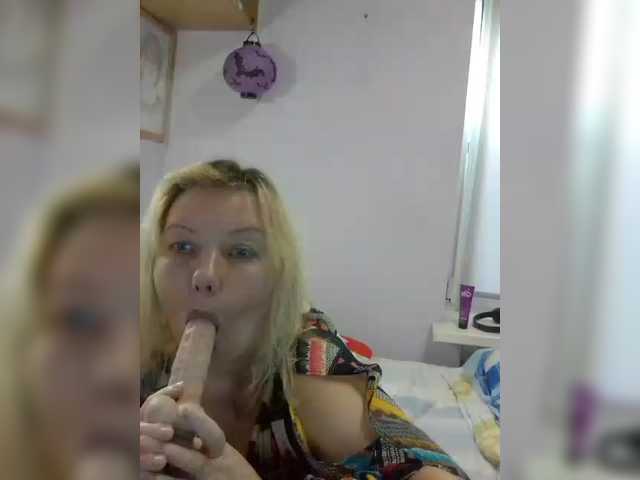 LucyAlexis