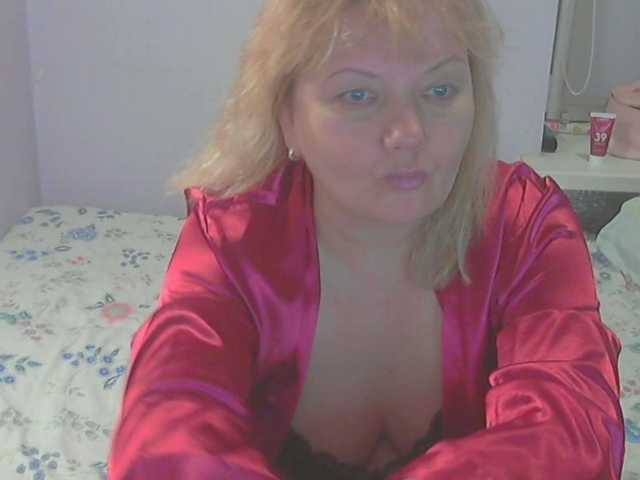 LucyAlexis live cam on BongaCams