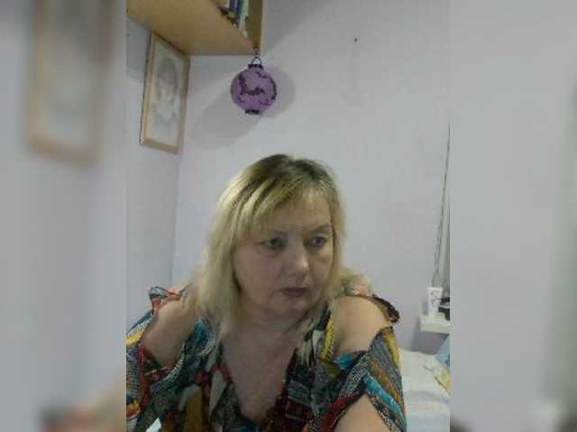 LucyAlexis live cam on BongaCams