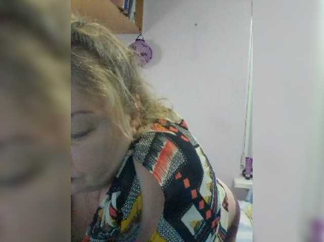 LucyAlexis live cam preview