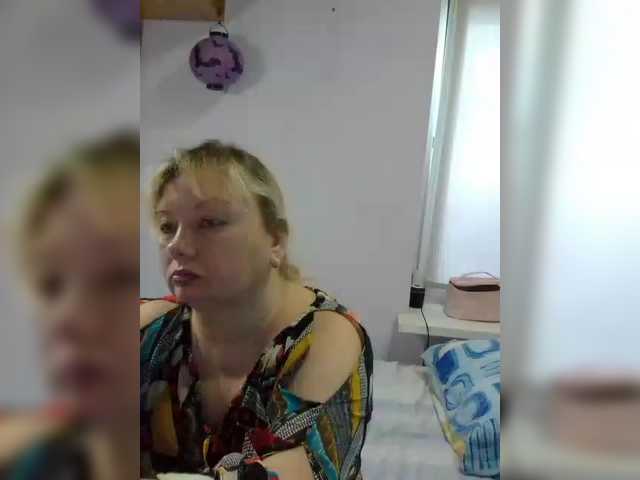 LucyAlexis live cam preview