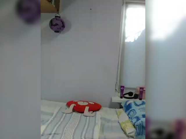 LucyAlexis live cam preview