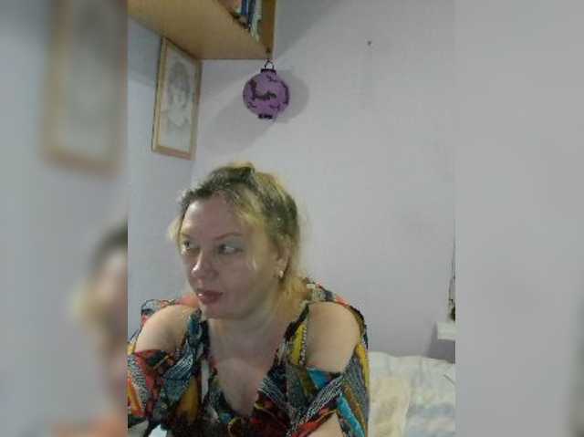 LucyAlexis live cam on BongaCams