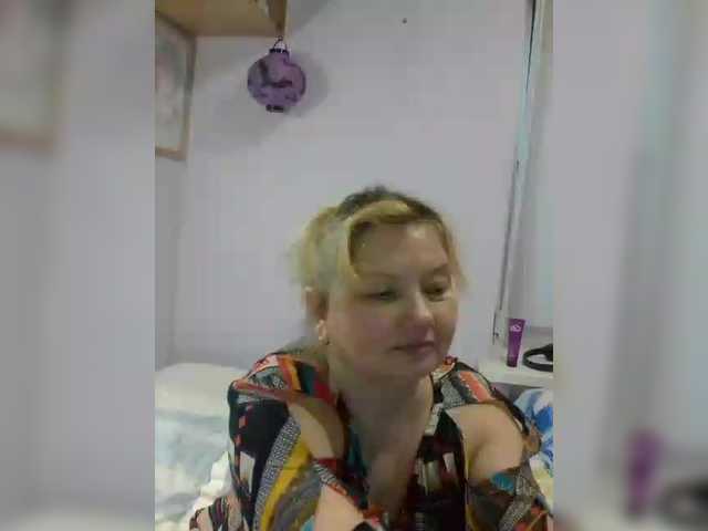 LucyAlexis live cam preview