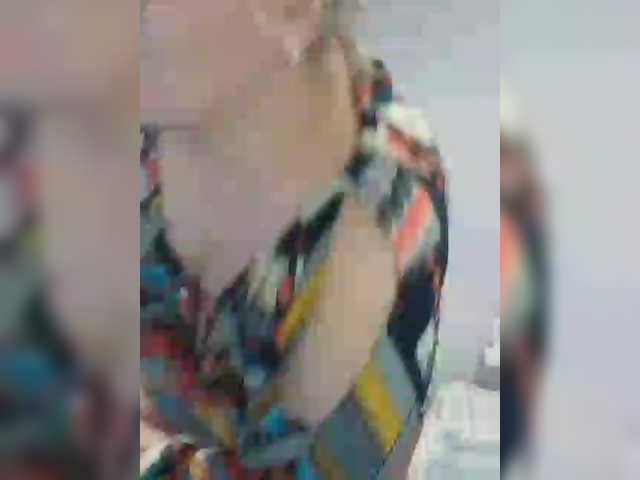 LucyAlexis live cam on BongaCams