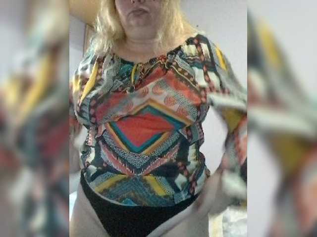 LucyAlexis live cam preview