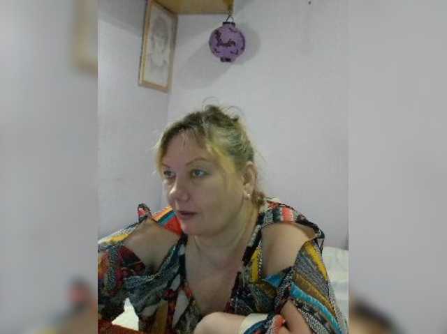LucyAlexis live cam on BongaCams