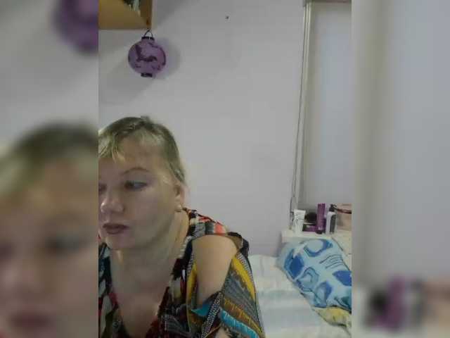 LucyAlexis, live now on BongaCams