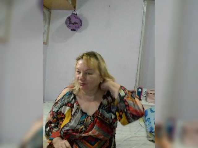 LucyAlexis live cam on BongaCams