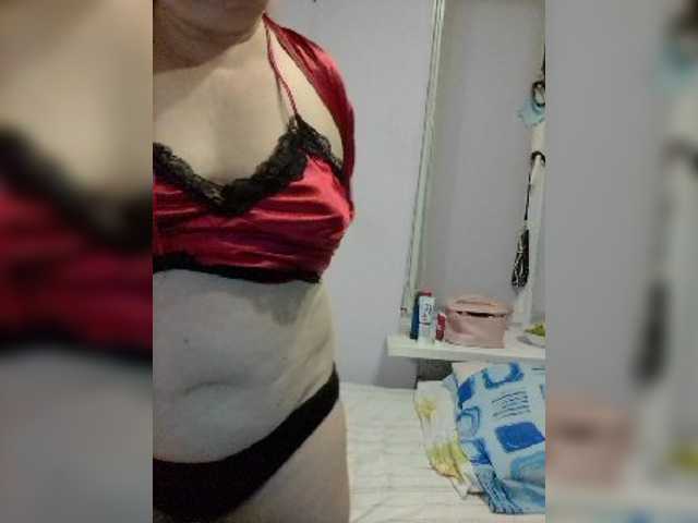 LucyAlexis live cam on BongaCams