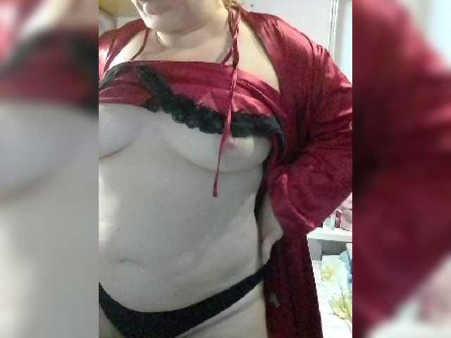 LucyAlexis live cam on BongaCams