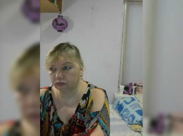 LucyAlexis live cam preview