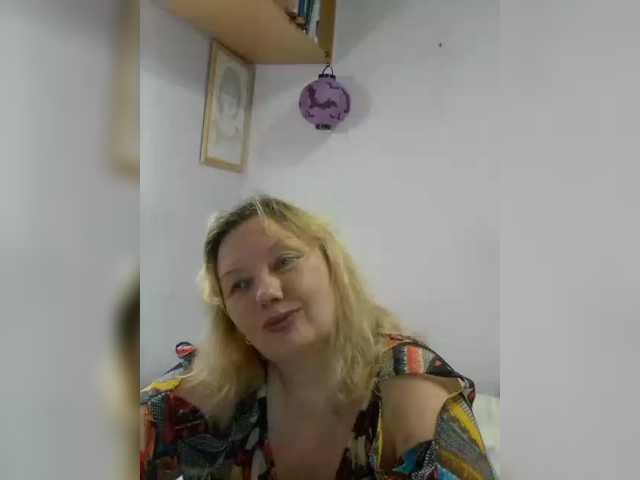 LucyAlexis live cam preview