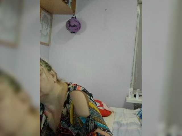 LucyAlexis live cam on BongaCams