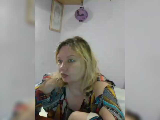 LucyAlexis live cam on BongaCams