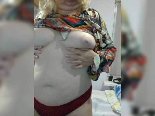 LucyAlexis live cam