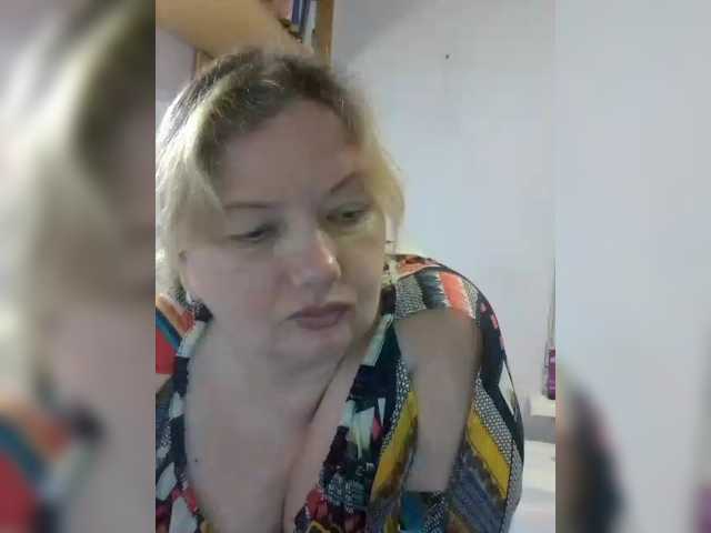 LucyAlexis live cam preview