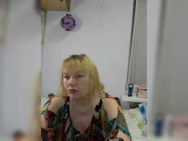 lucyalexis cam belle