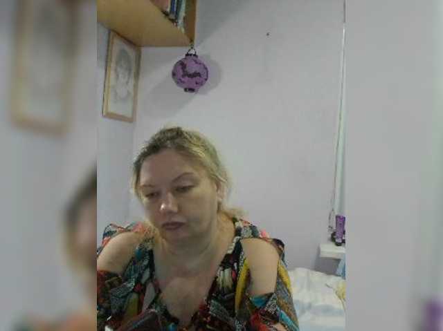 LucyAlexis live cam preview