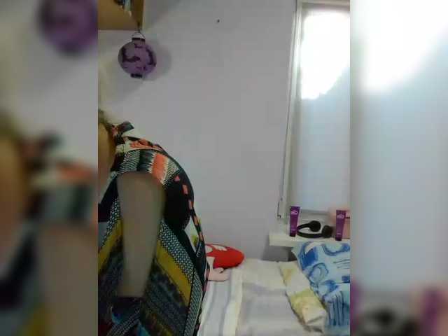 LucyAlexis live cam on BongaCams