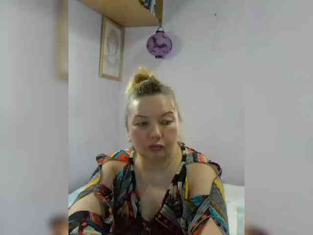 LucyAlexis webcam