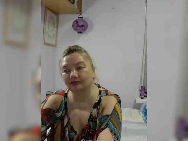 LucyAlexis webcam