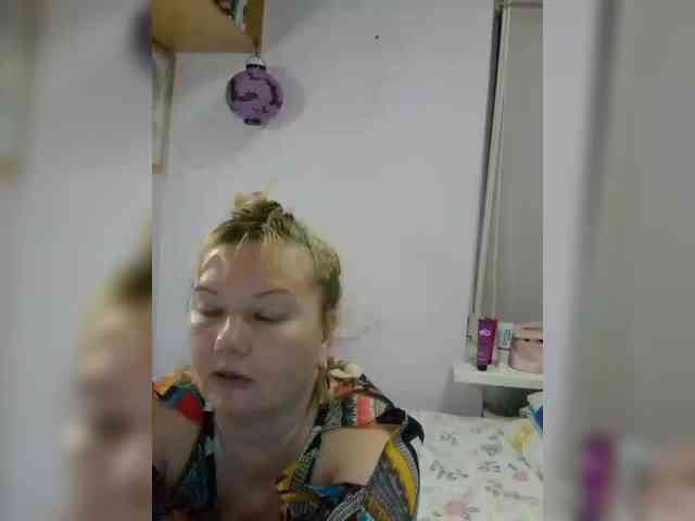 LucyAlexis webcam