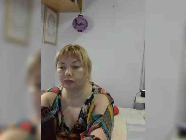 LucyAlexis webcam