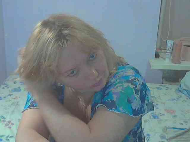 LucyAlexis webcam