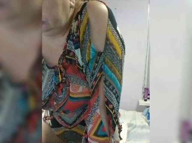 LucyAlexis webcam