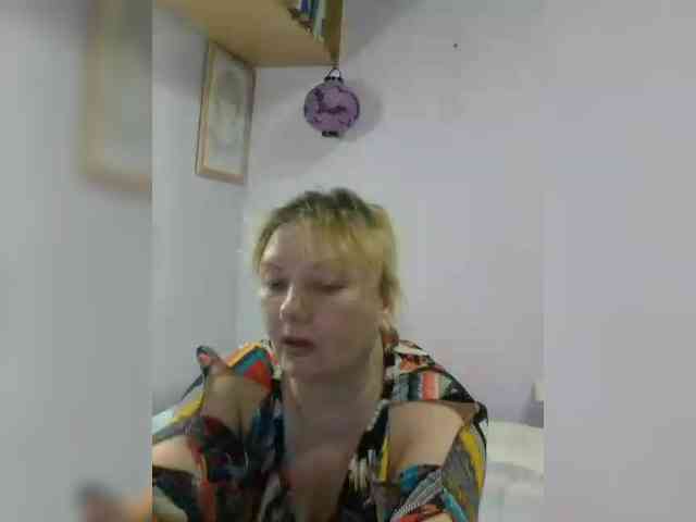 LucyAlexis webcam
