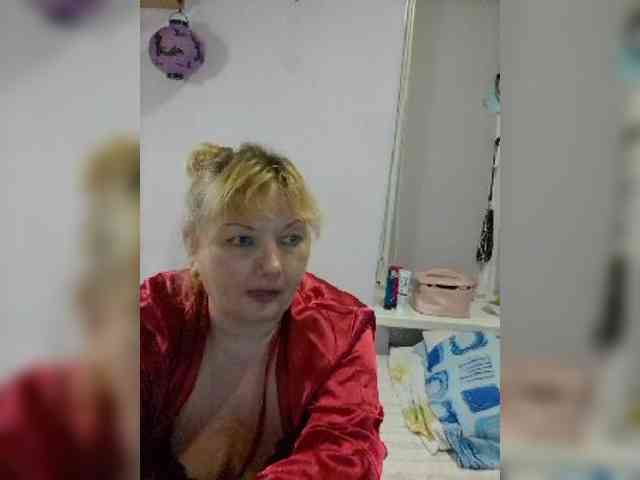 LucyAlexis webcam