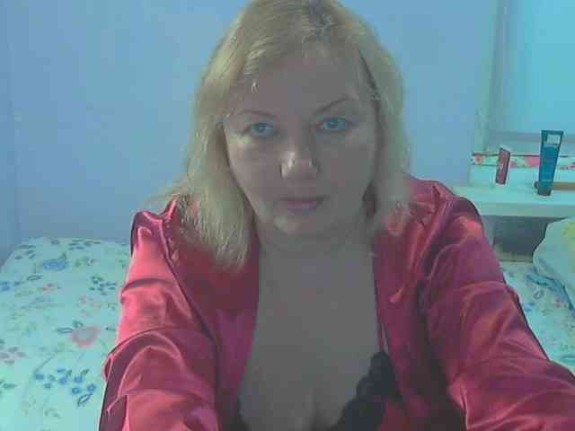 LucyAlexis webcam