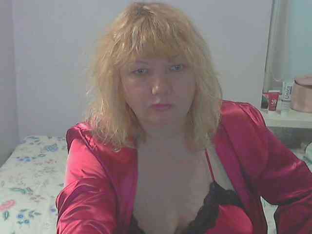 LucyAlexis webcam