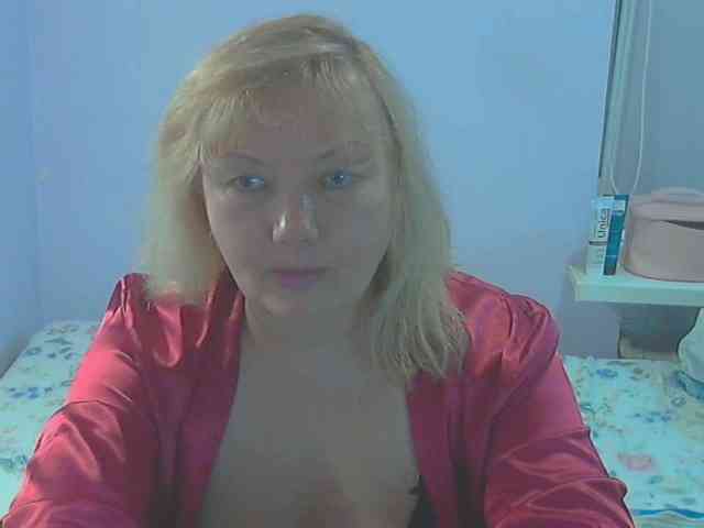 LucyAlexis webcam