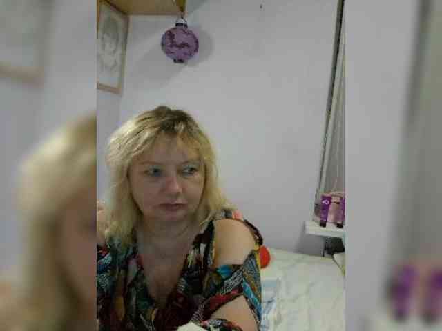 LucyAlexis webcam