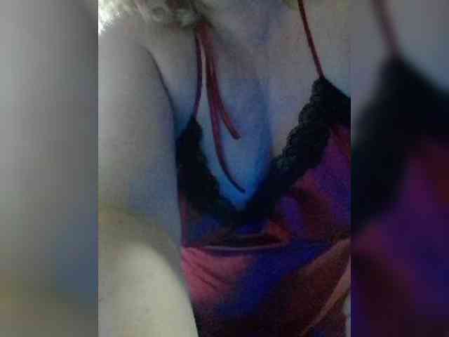 LucyAlexis webcam