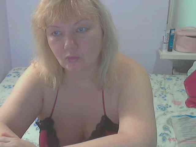 LucyAlexis webcam