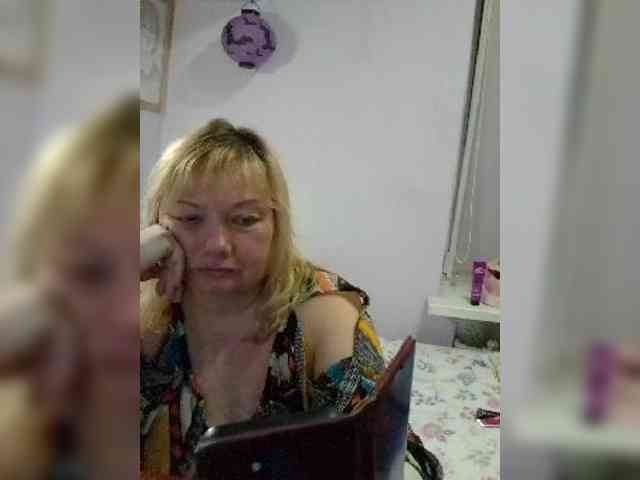LucyAlexis webcam