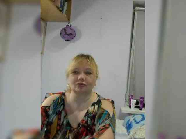 LucyAlexis webcam