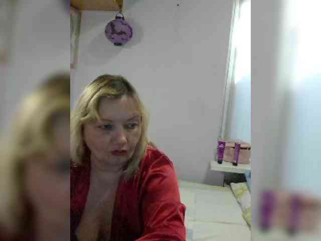 LucyAlexis webcam
